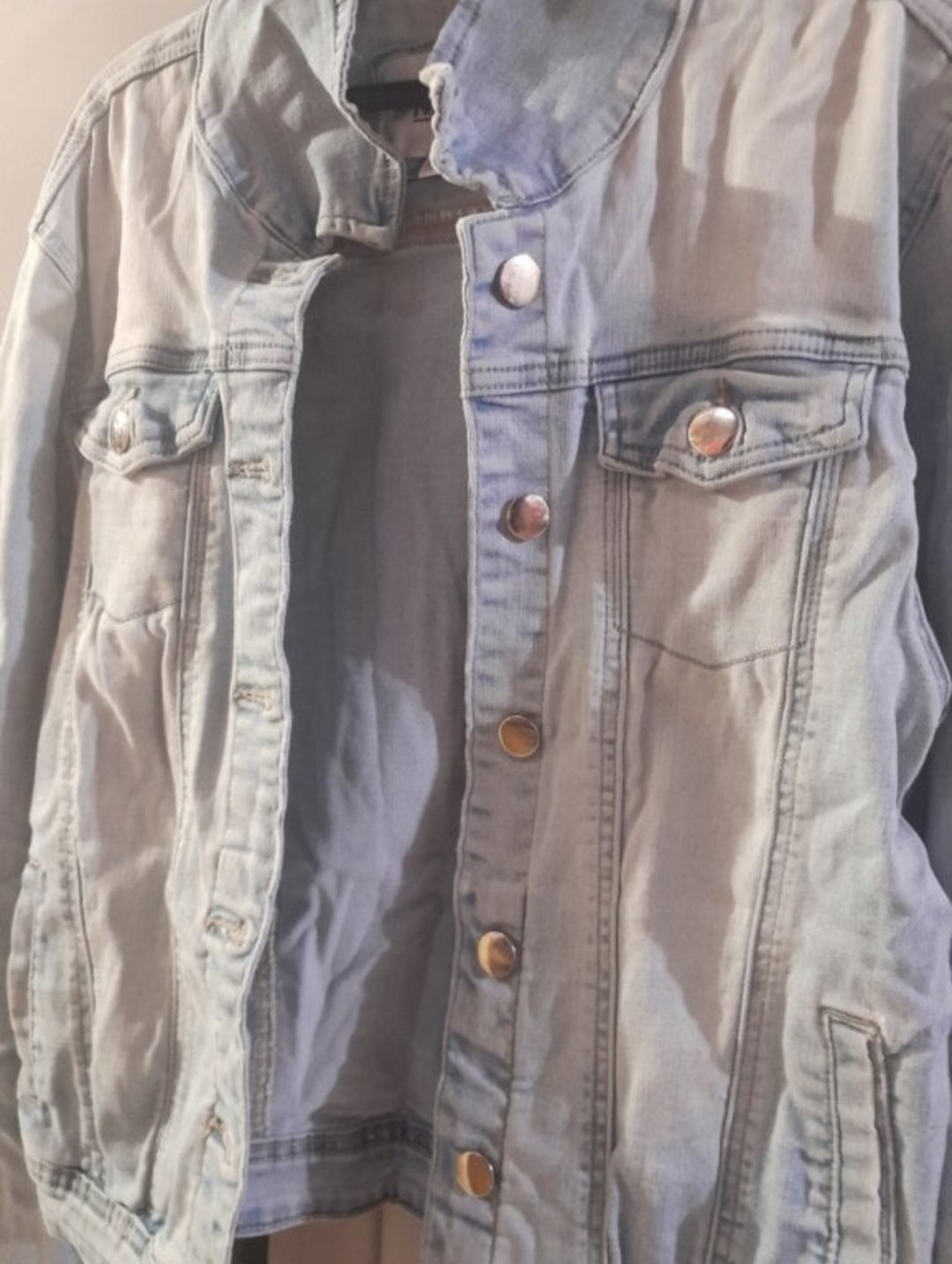 Chaqueta de Mezclilla Gris MAP - Como Nueva