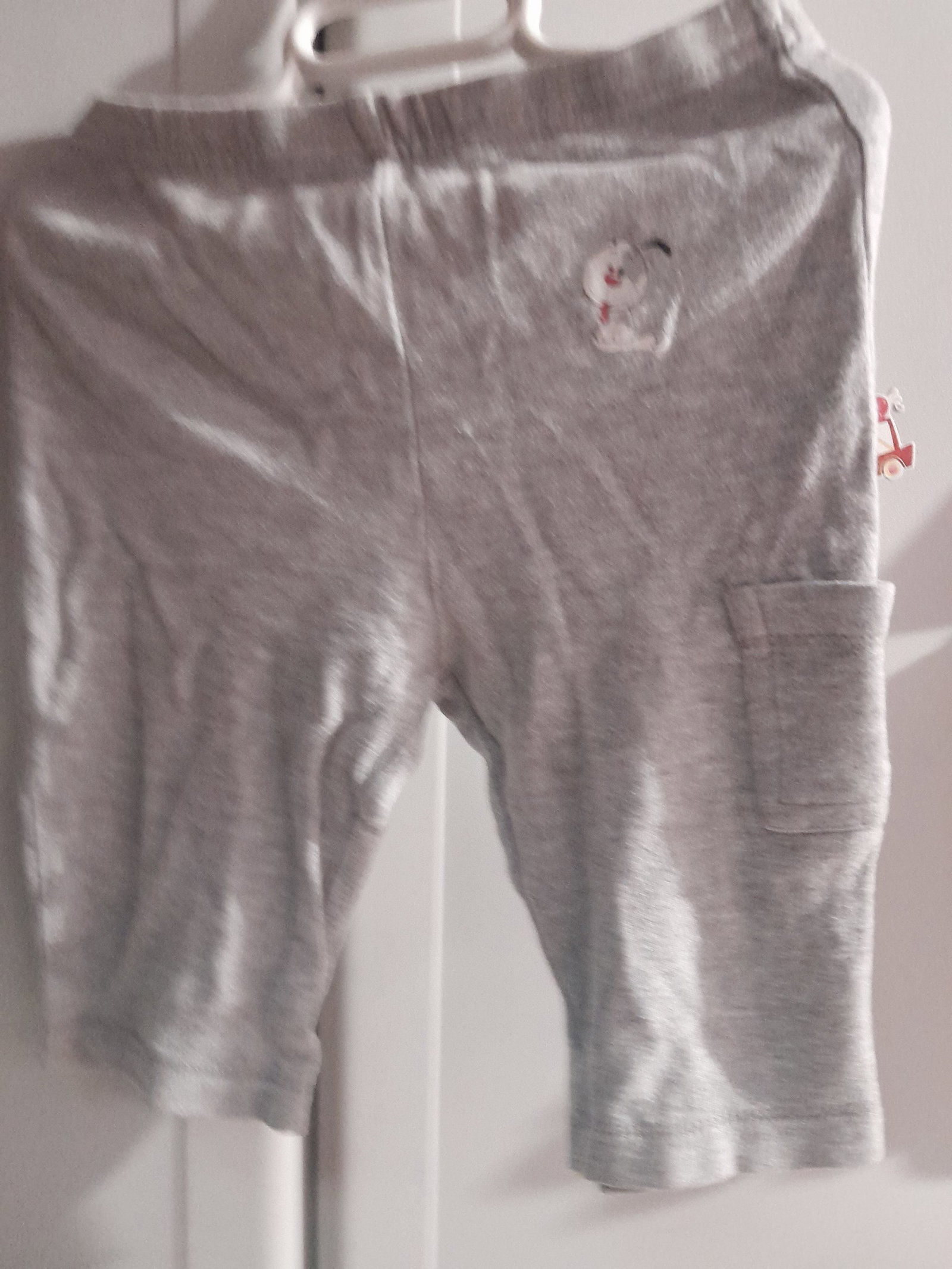 Pantalón para bebé Gerber 3-6 meses en excelente estado