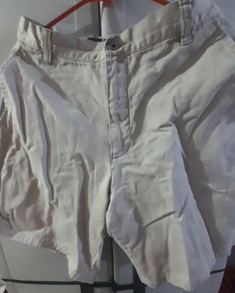 Shorts Calvin Klein Khakis como nuevos