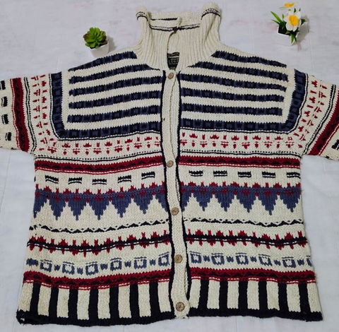 Sueter/ Cardigan tejido a mano en muy buena condicion