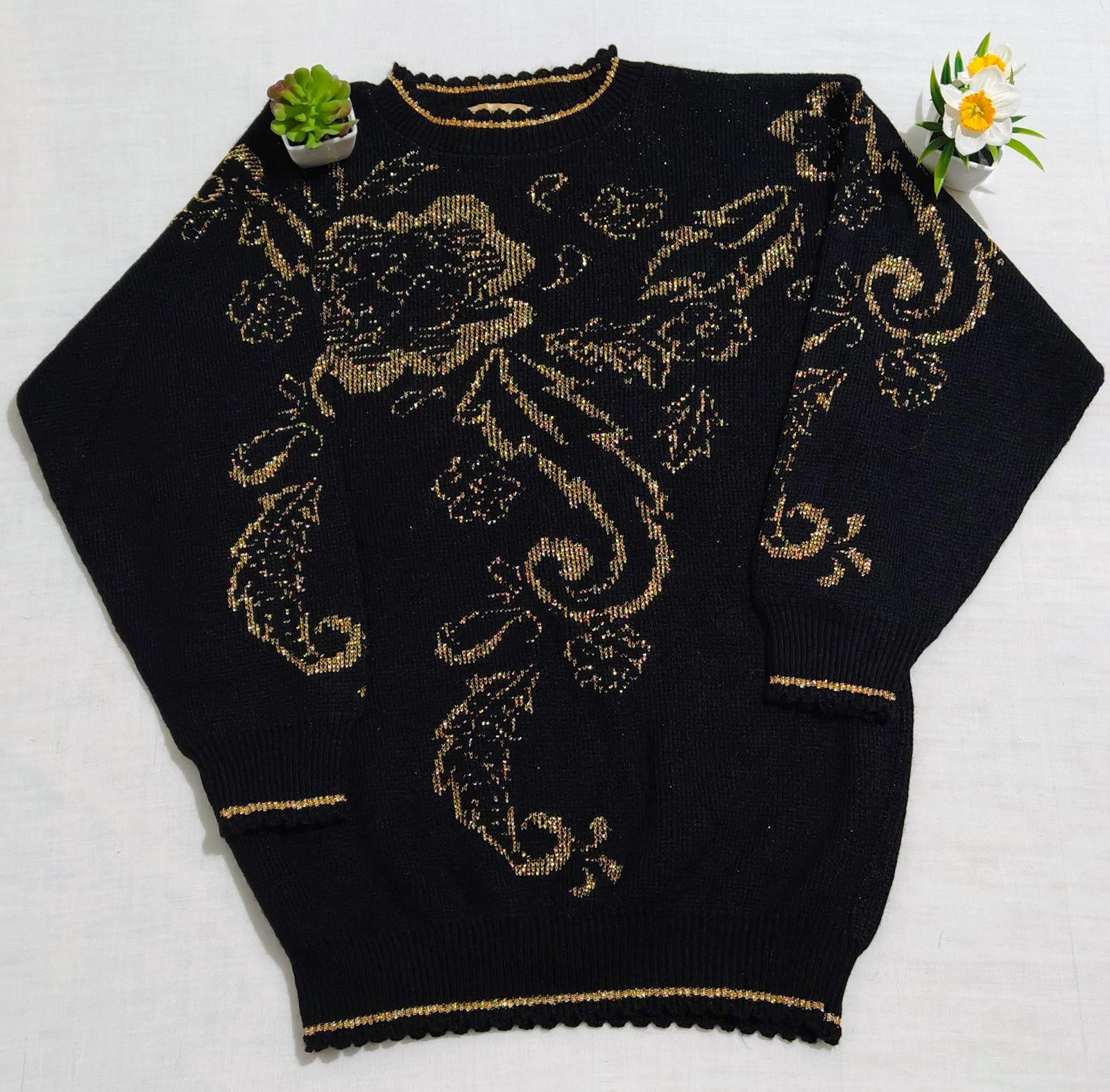 Vintage Black + Gold Crewneck Sueter M