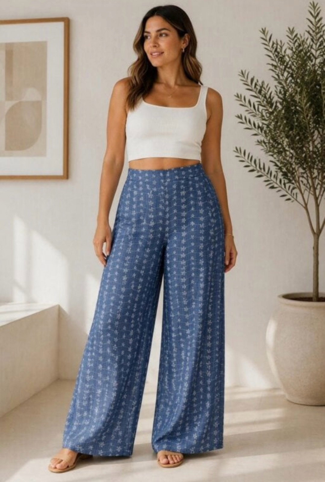 Pantalón wide leg estampado azul con flores
