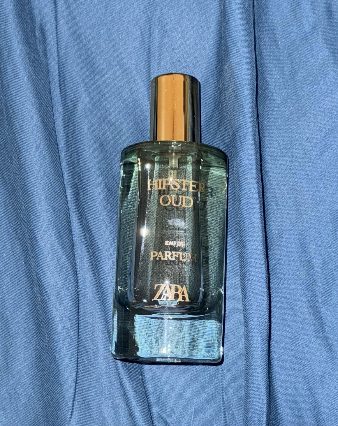 Perfume Hipster Oud de Zara en presentación de 50 ml (Eau de Parfum).  Lo usé muy pocas veces porque
