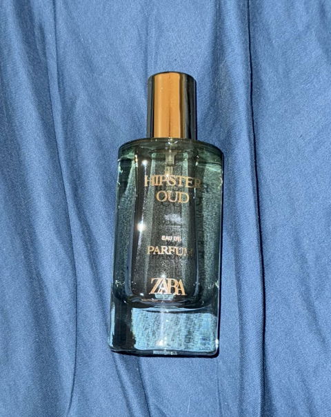 Perfume Hipster Oud de Zara en presentación de 50 ml (Eau de Parfum). Lo usé muy pocas veces porque