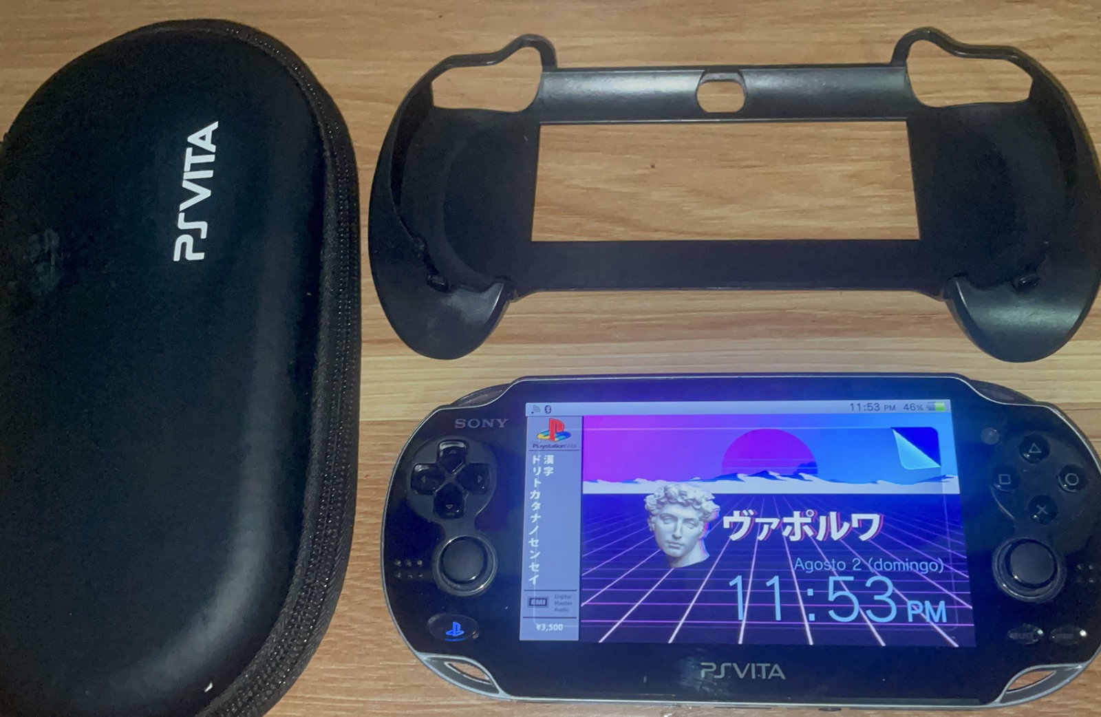 Ps vita 120 gb con emuladores y juegos liberados + accesorios