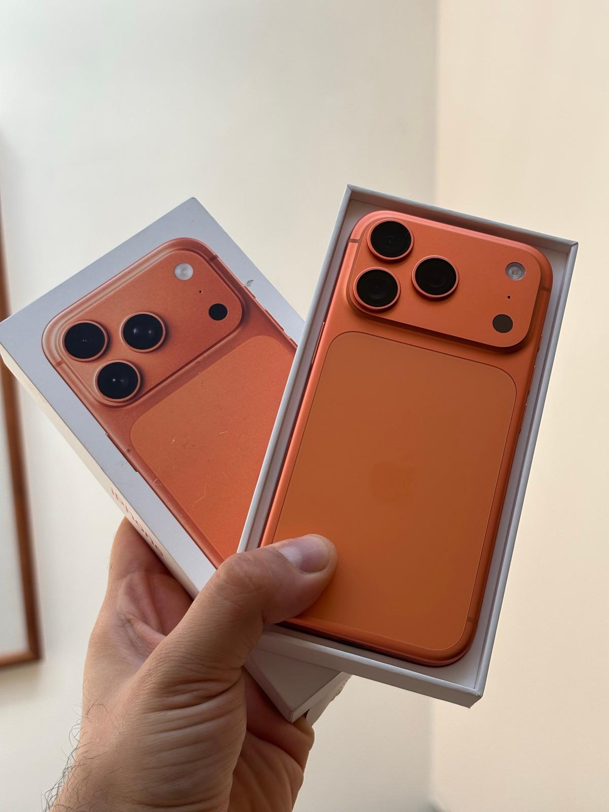 iPhone 17 pro max 256gb🍊