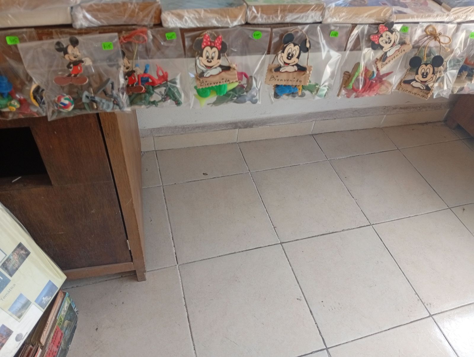 JUGUETES POR PIEZA DESDE $10.00