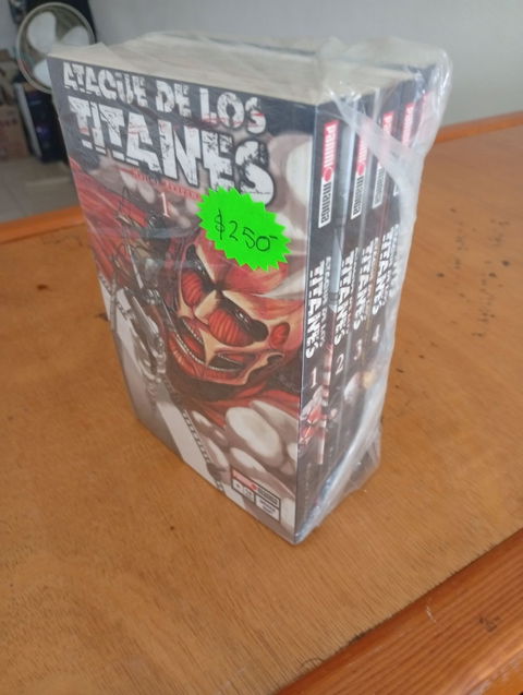 Colección Manga 'Ataque de los Titanes' 5 Tomos