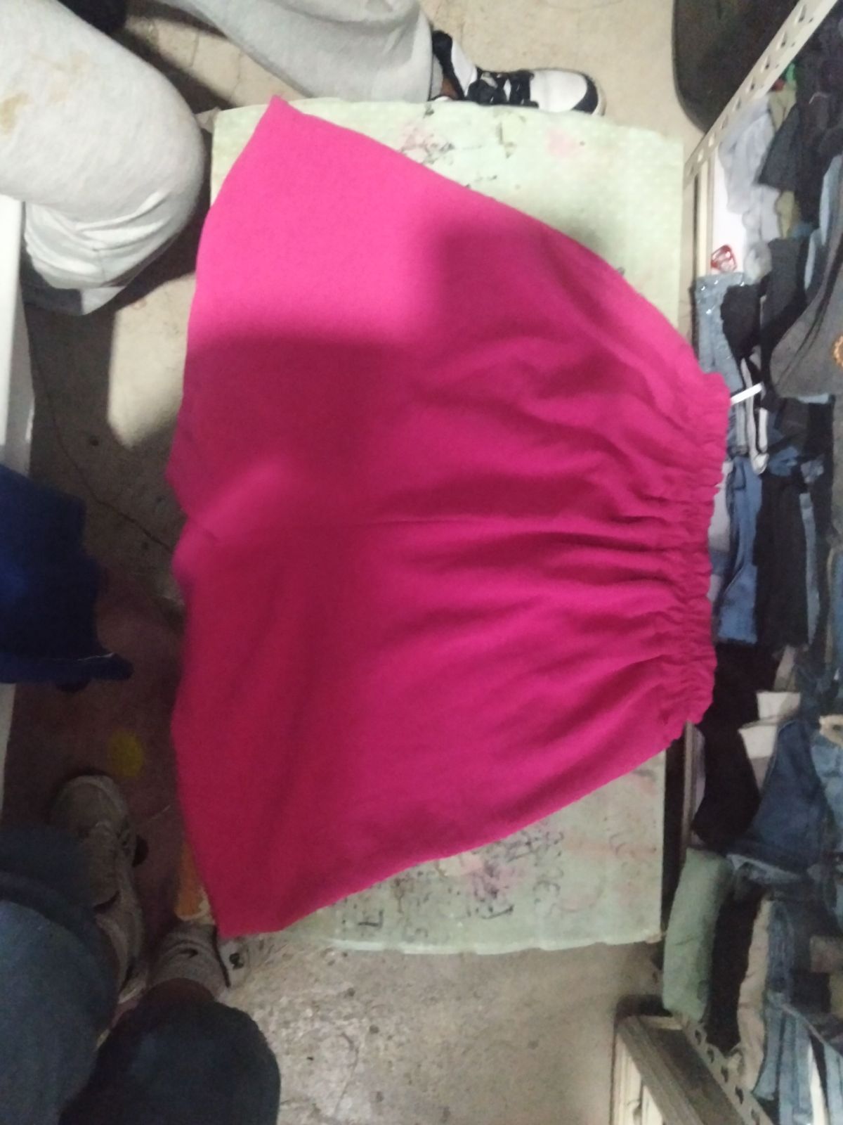 Pantalones cortos deportivos color fucsia
