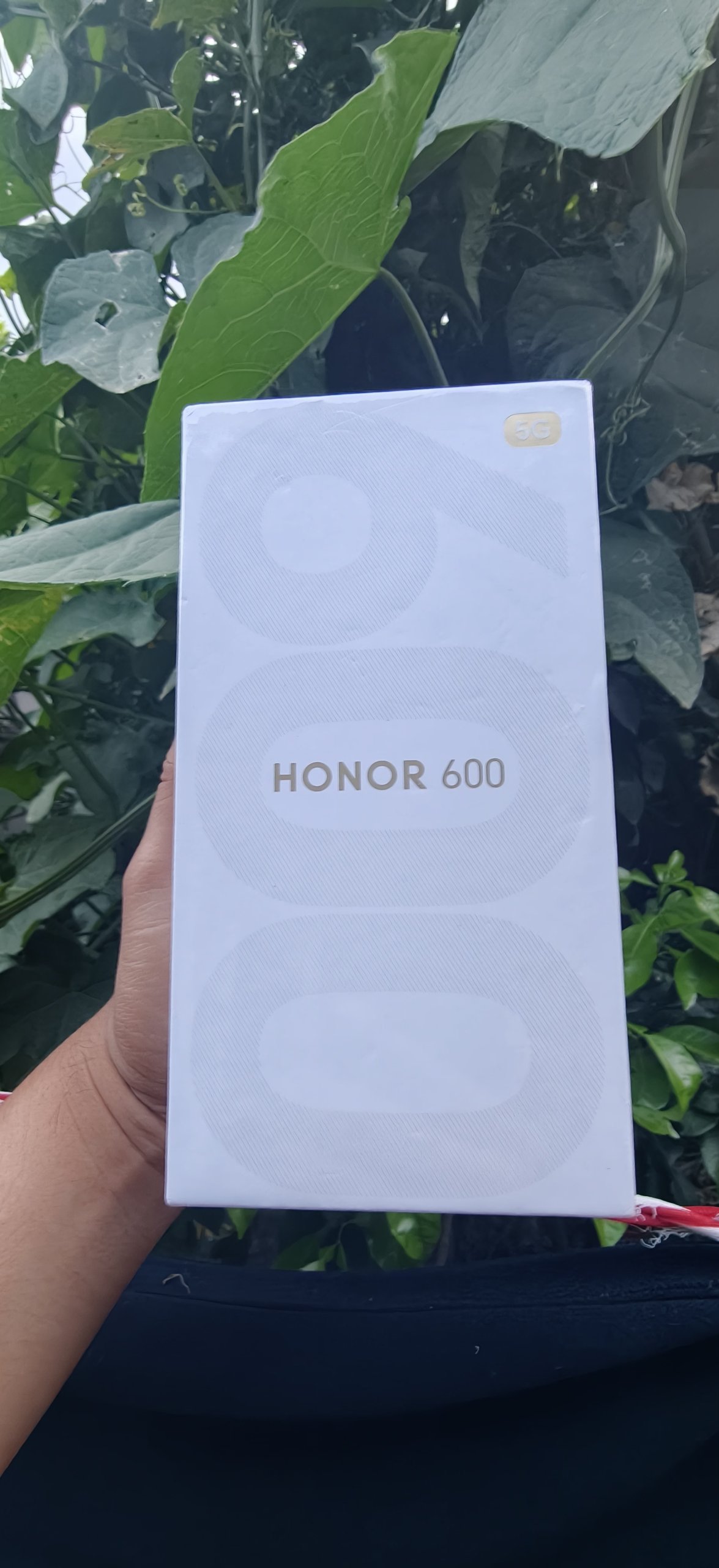 Celular Honor 600 512GB en Negro - Nuevo