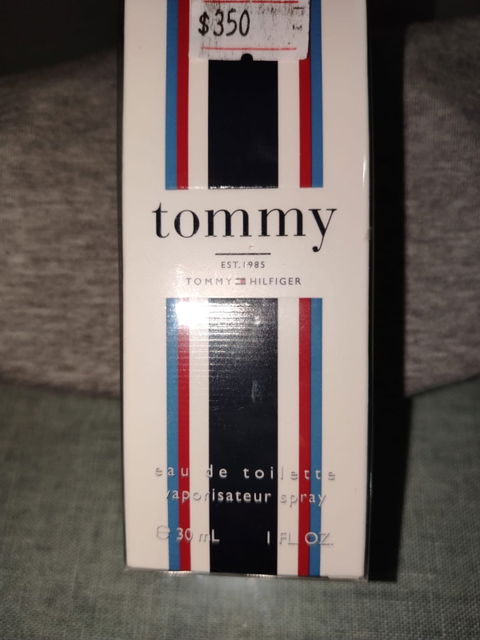 Perfume para hombre marca tomy Hilfiger de 30 ml