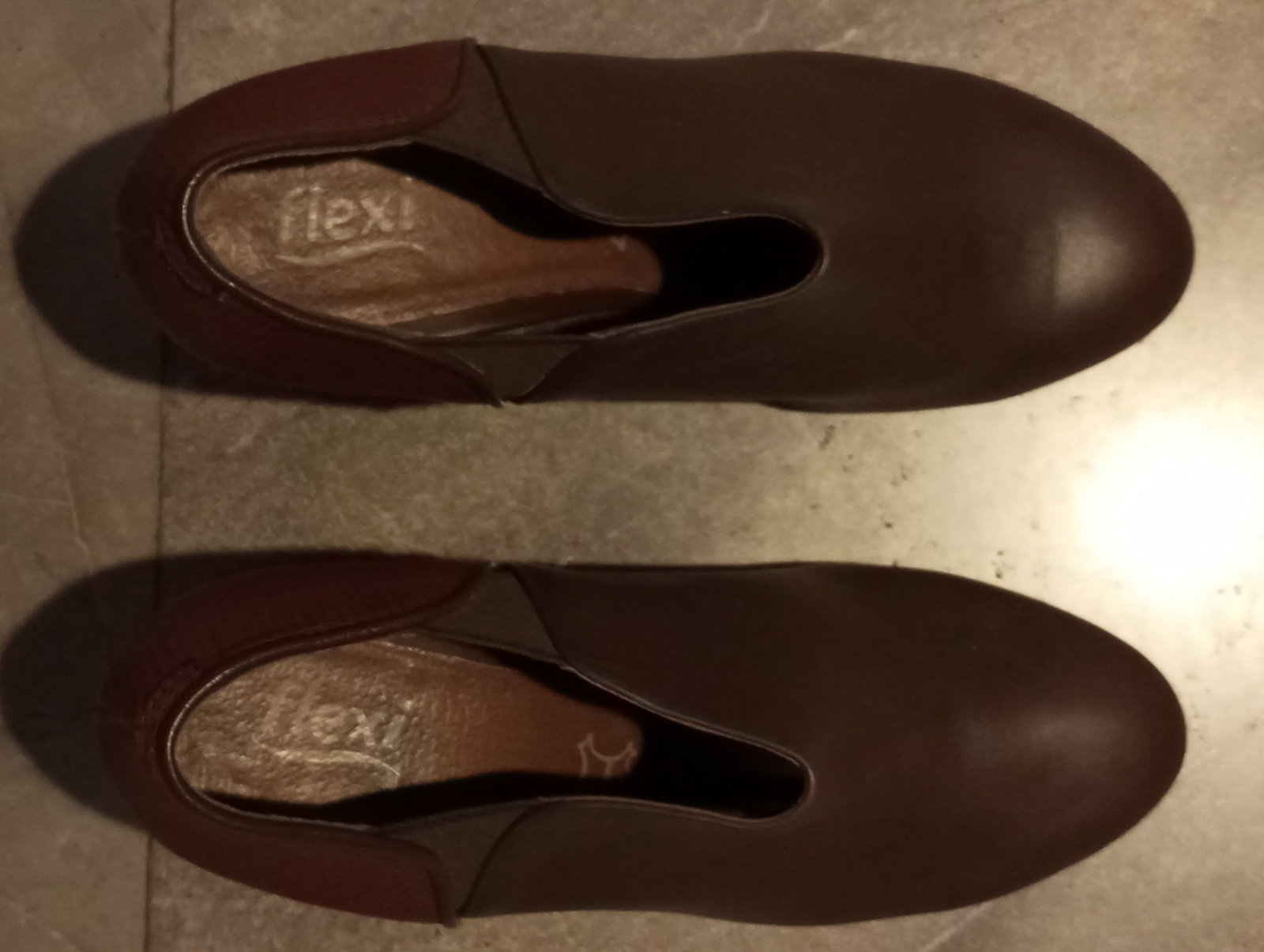 Botines Flexi Café Chocolate Talla 25 - Como Nuevos
