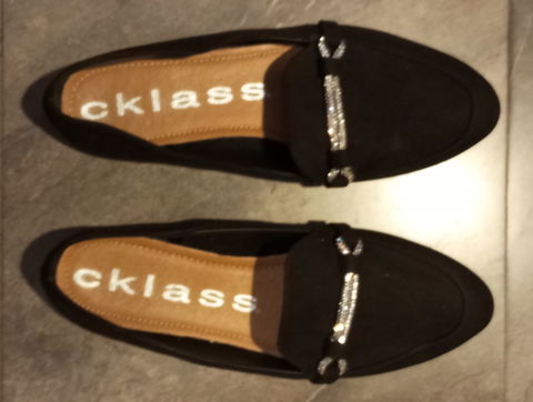 Mocasines Cklass Negros Talla 25 con Detalle Plateado