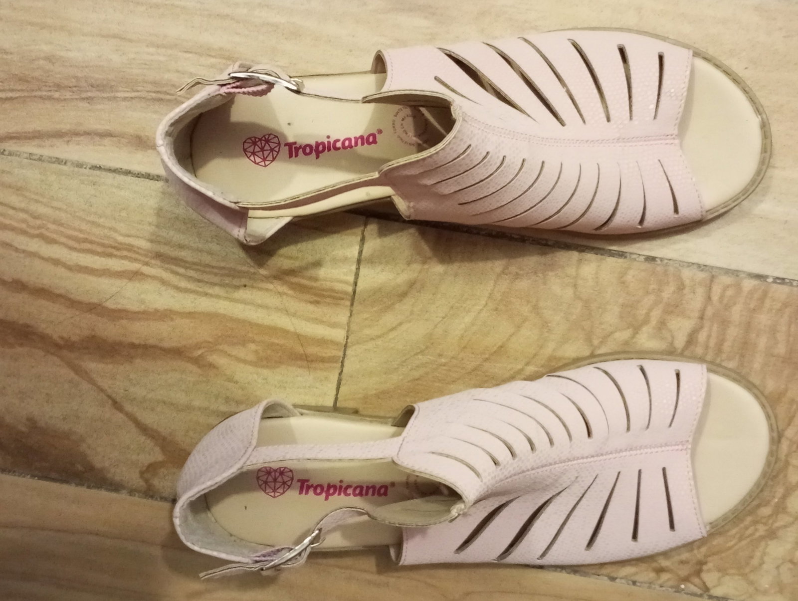 Sandalias Tropicana Rosa Talla 25 - Como Nuevas