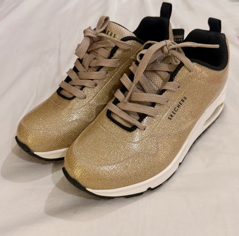 Tenis Skechers Diamond Shatter Dorados Nuevos