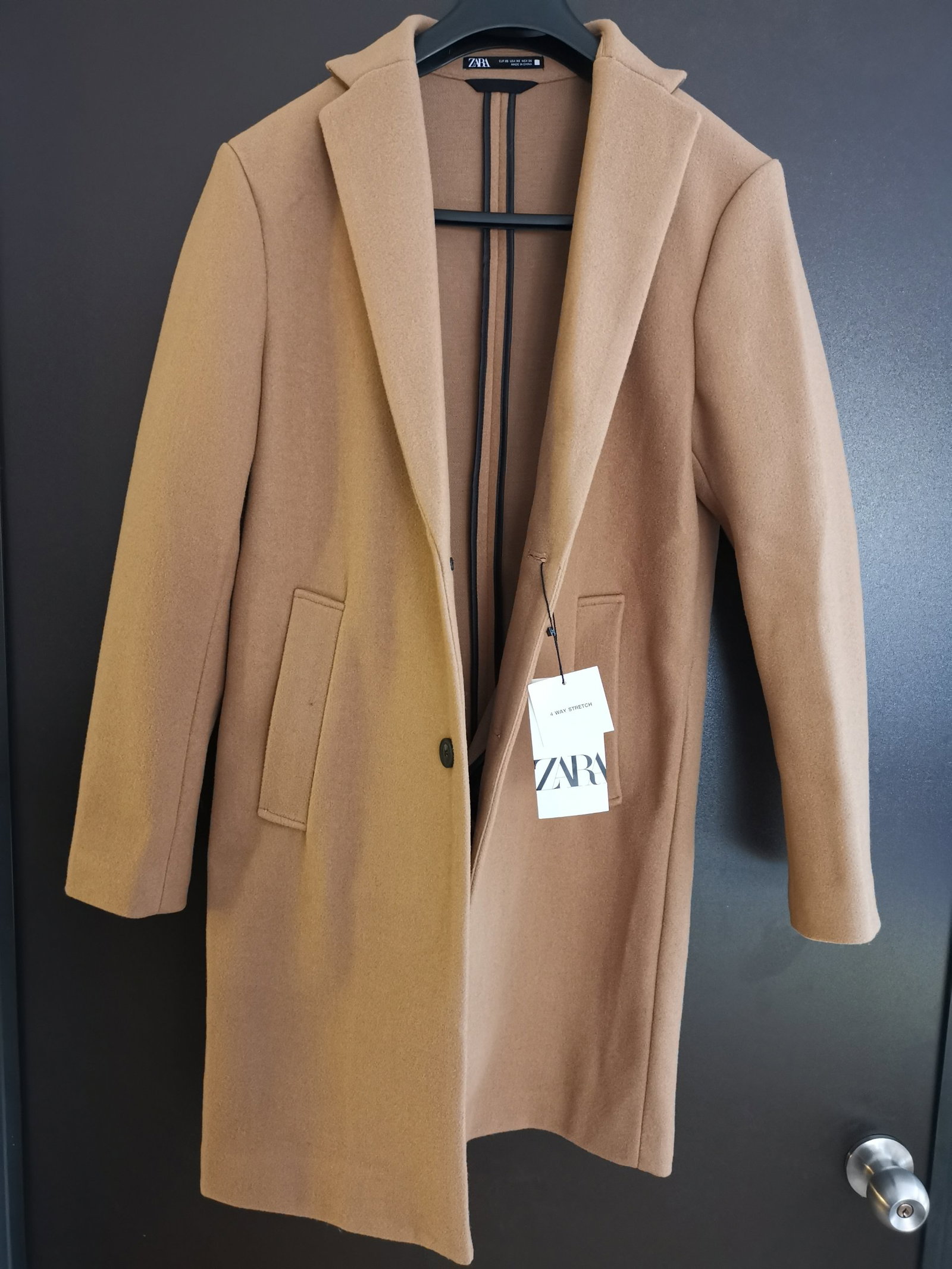 Abrigo Zara Slim Fit Nuevo para Hombre Talla 36