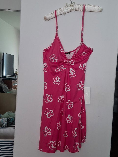 Vestido playero cómodo con estampado floral