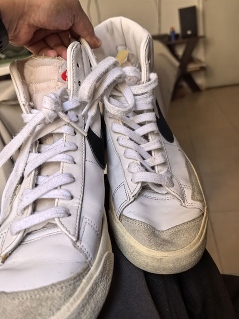 Tenis Nike Blazer Mid 77 Blancos con Negro