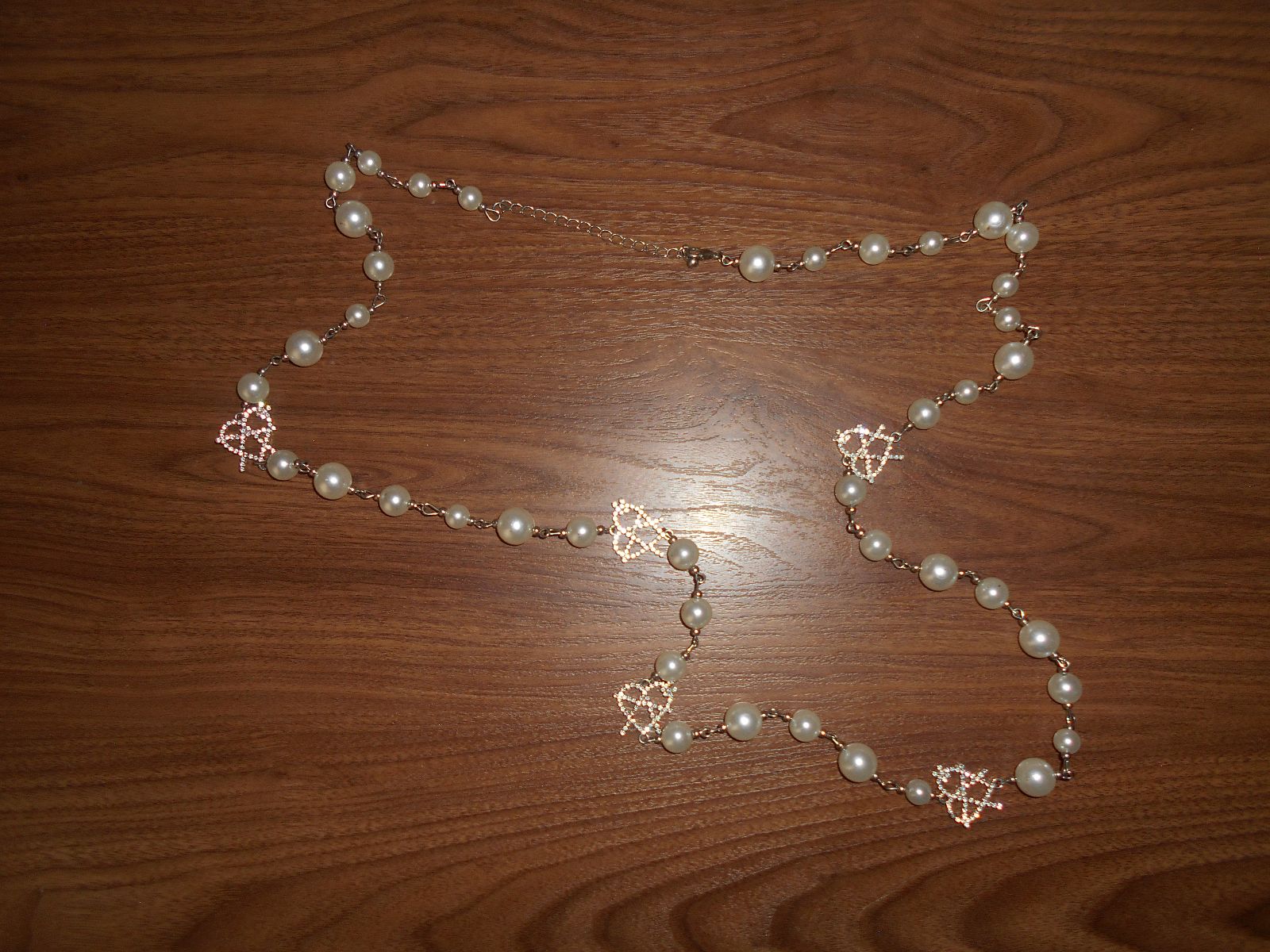 Collar Perlas y corazones