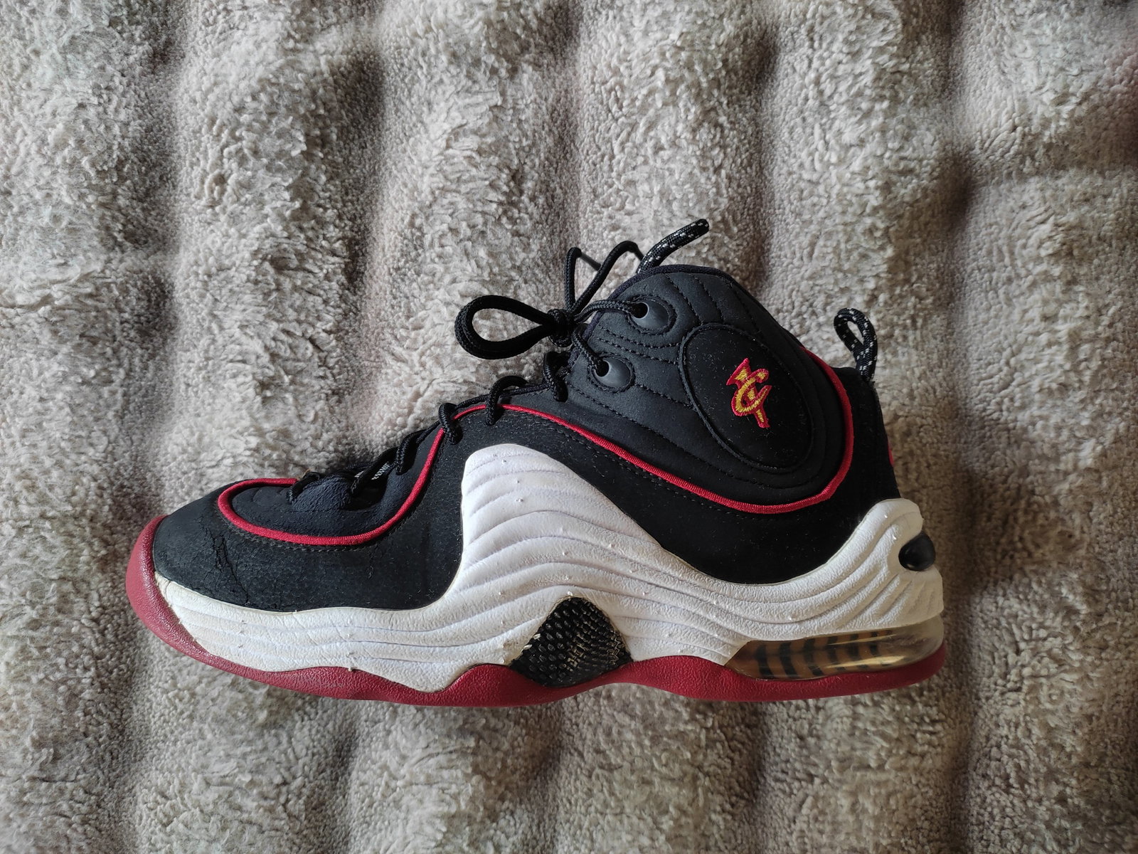 Tenis Nike Air Penny 2 Miami Heat en Buen Estado