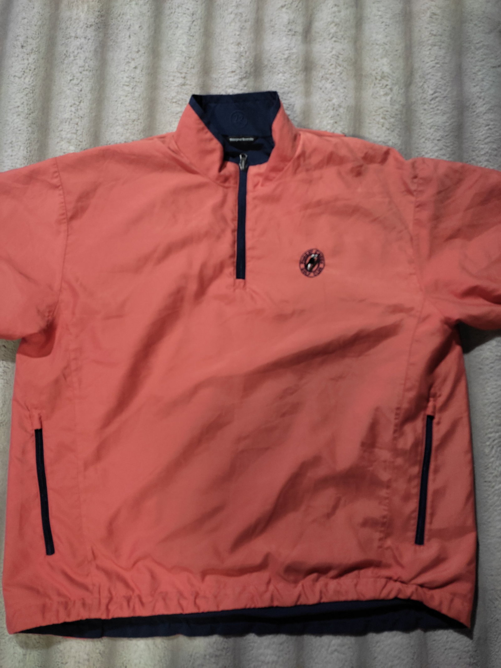 Chamarra doble vista manga corta waterproof 