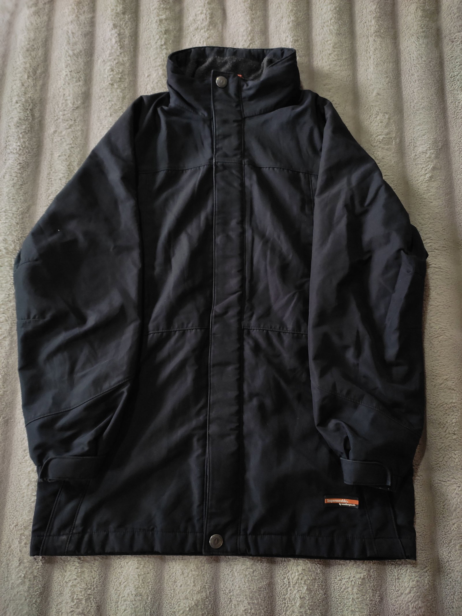 Chamarra impermeable 