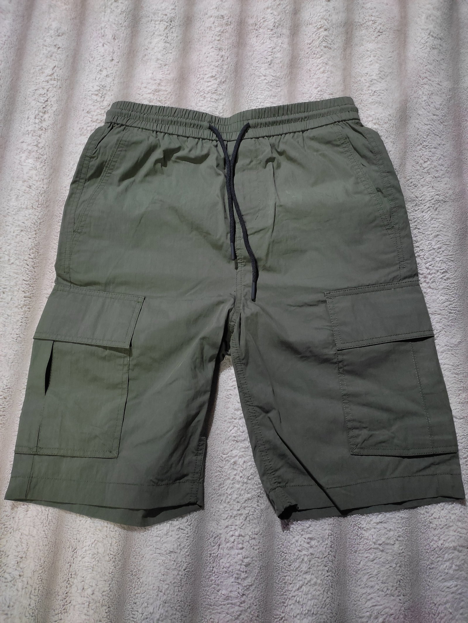 Short tipo cargo de hombre 