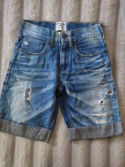 Short de mezclilla Pull and Bear