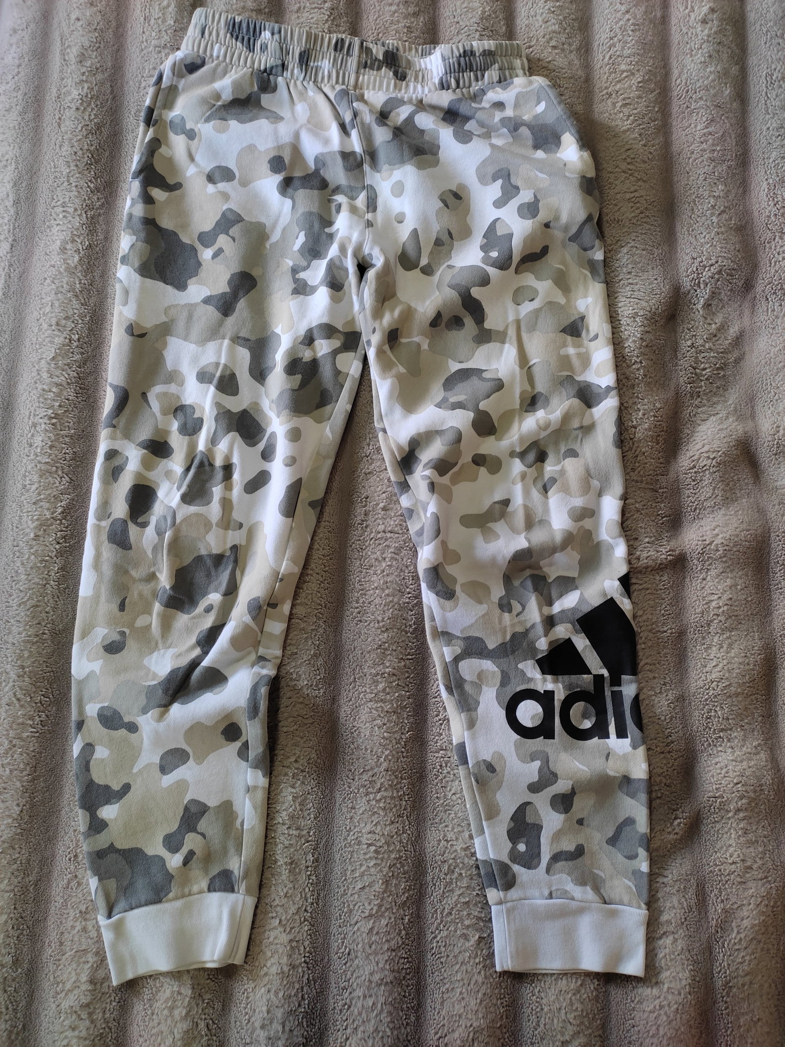 Pants camuflaje Adidas 