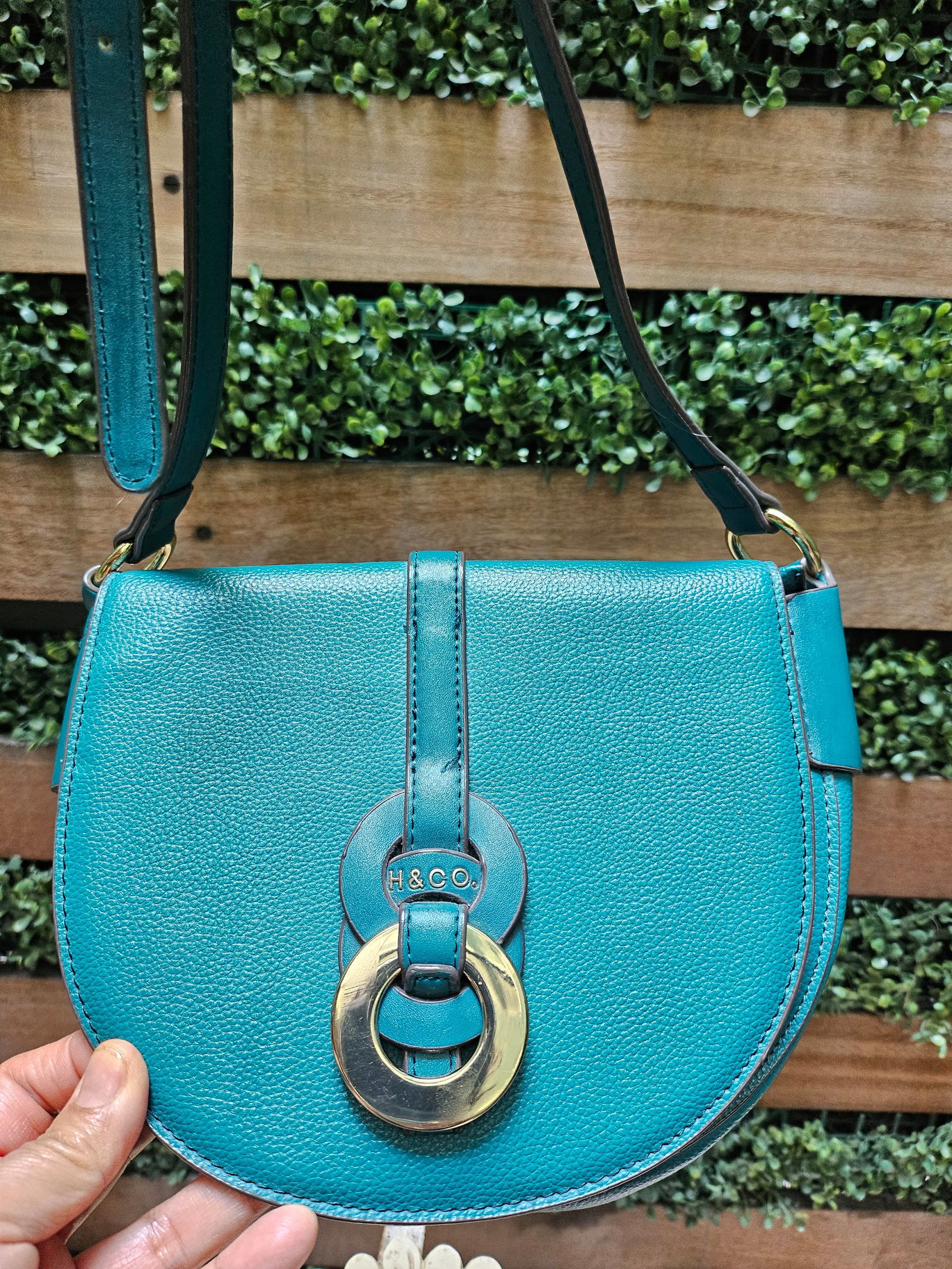 Bolso Crossbody H&CO Verde/Azul en Buen Estado