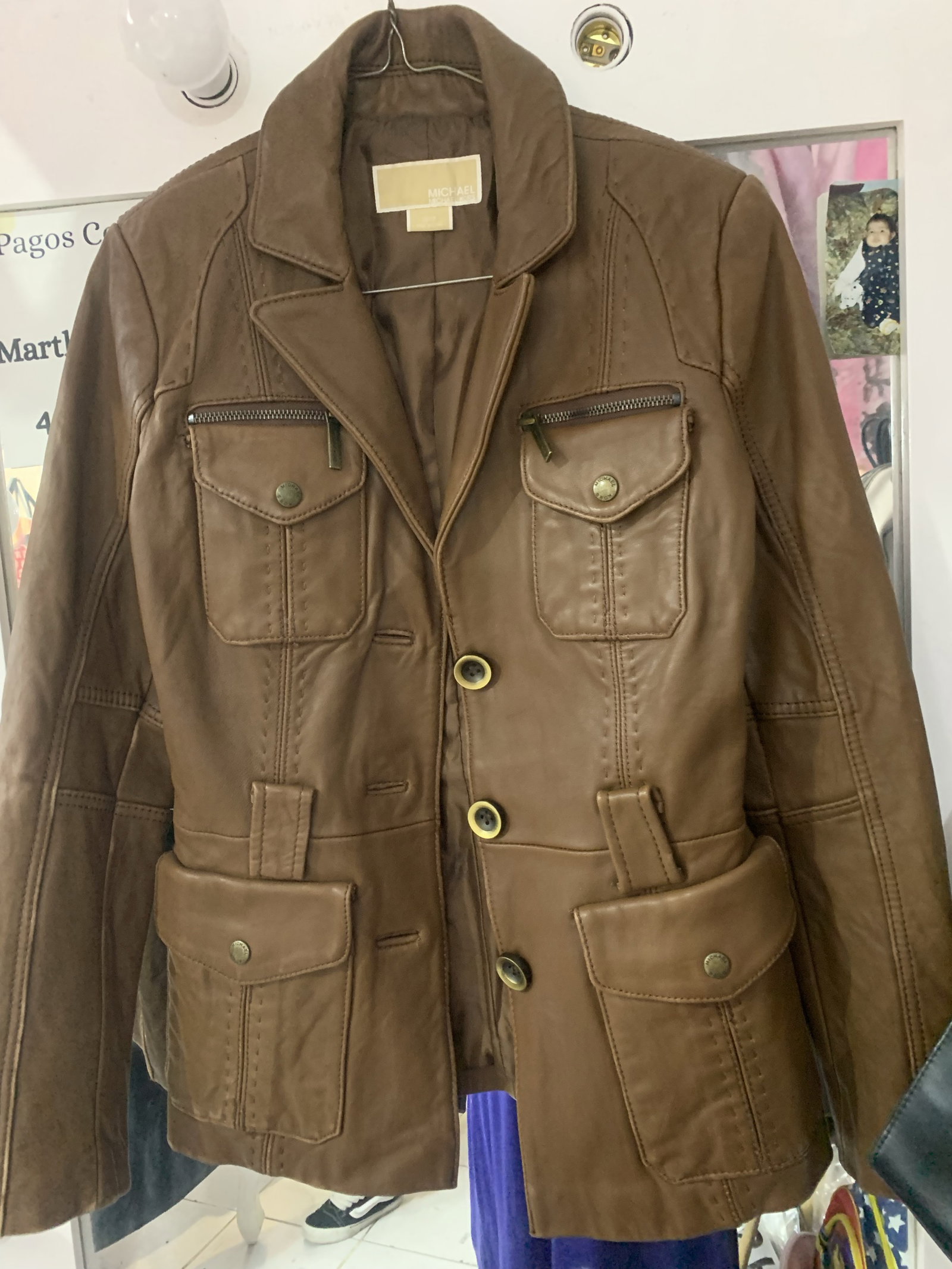 Chamarra de Piel Genuina Michael Kors - Buen Estado - Talla XS/S