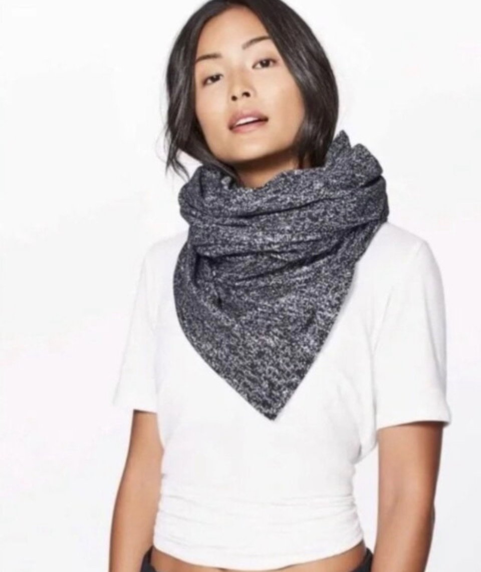 Scarf Lululemon 
