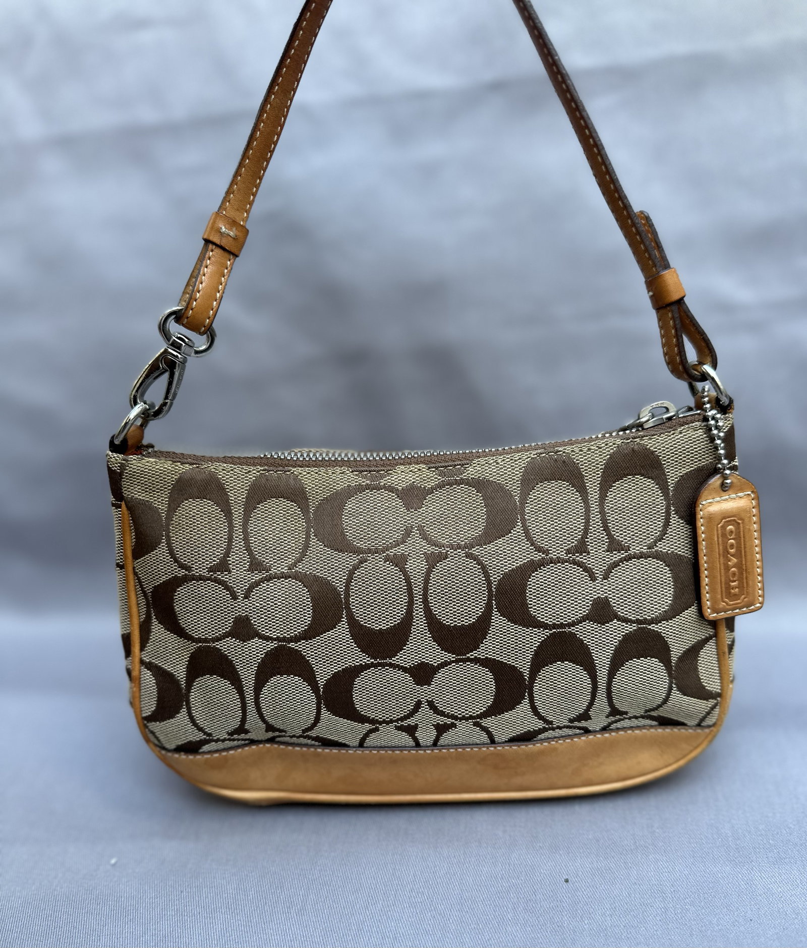 Bolso Mini Baguette Coach en Buen Estado
