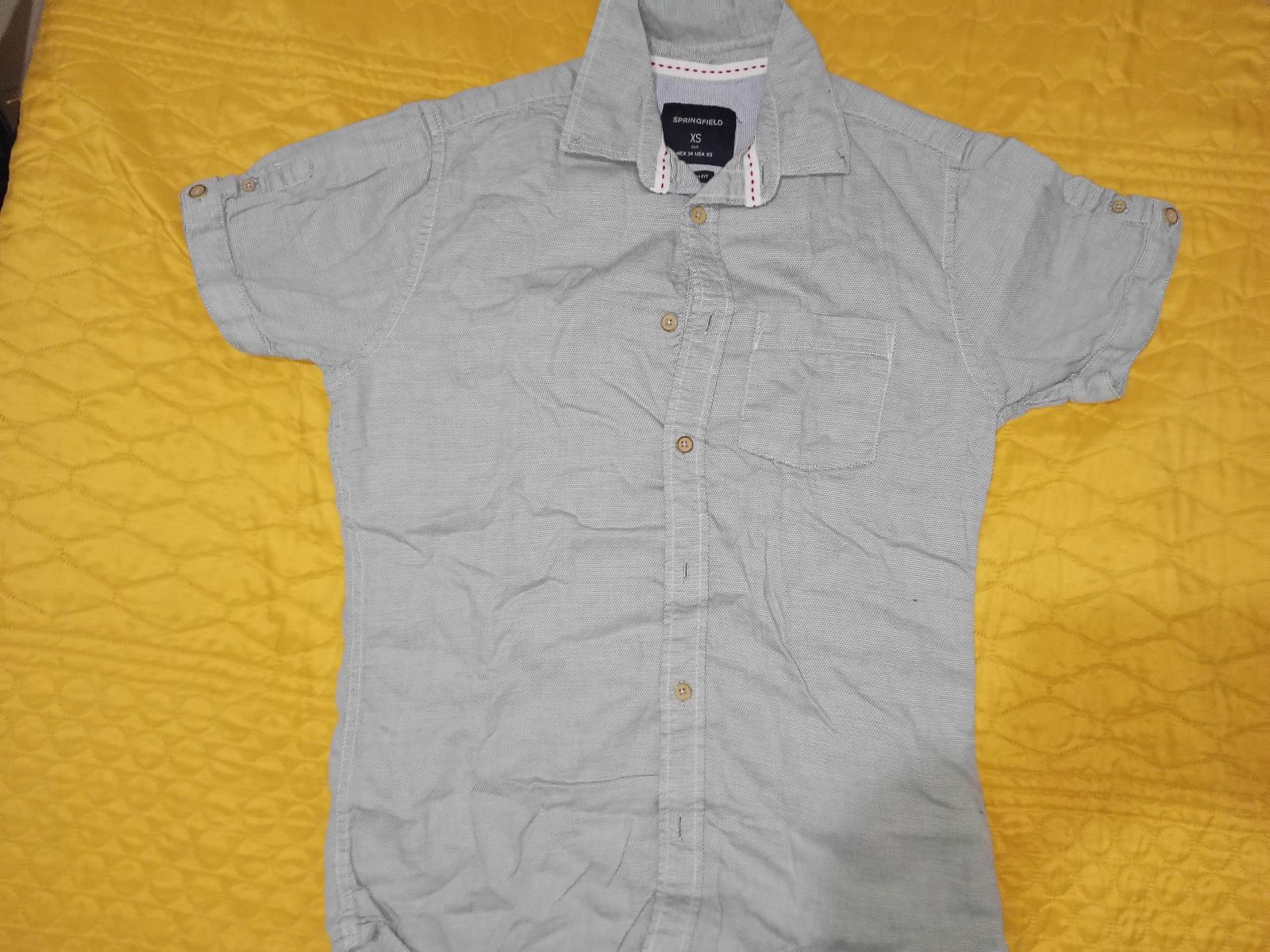 Camisa gris con bolsillos frontales Abercrombie & Fitch