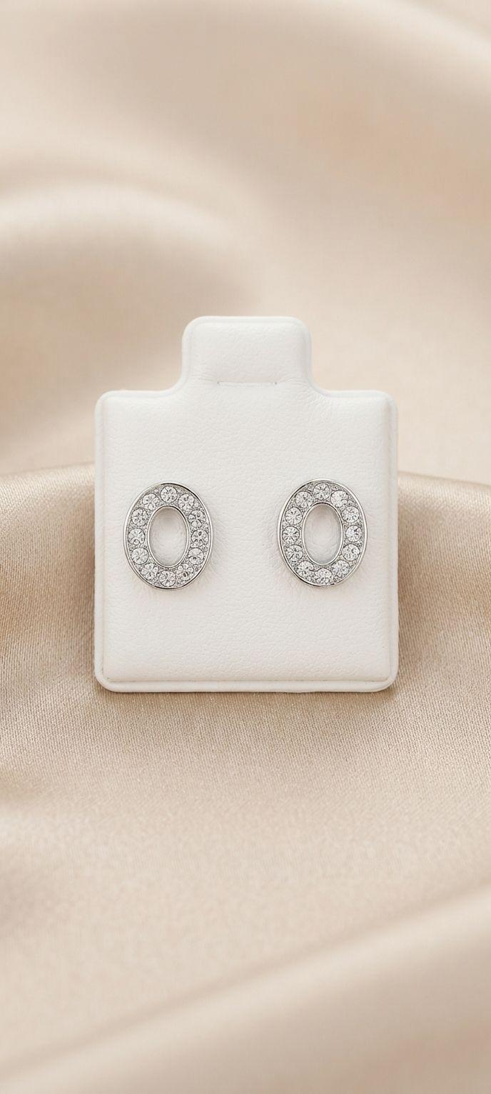 Aretes Ovalados con Cristales en Baño de Platino - Nuevos