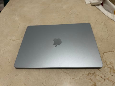 MacBook Air M1 13" 512 GB 16 GB RAM - Como Nuevo