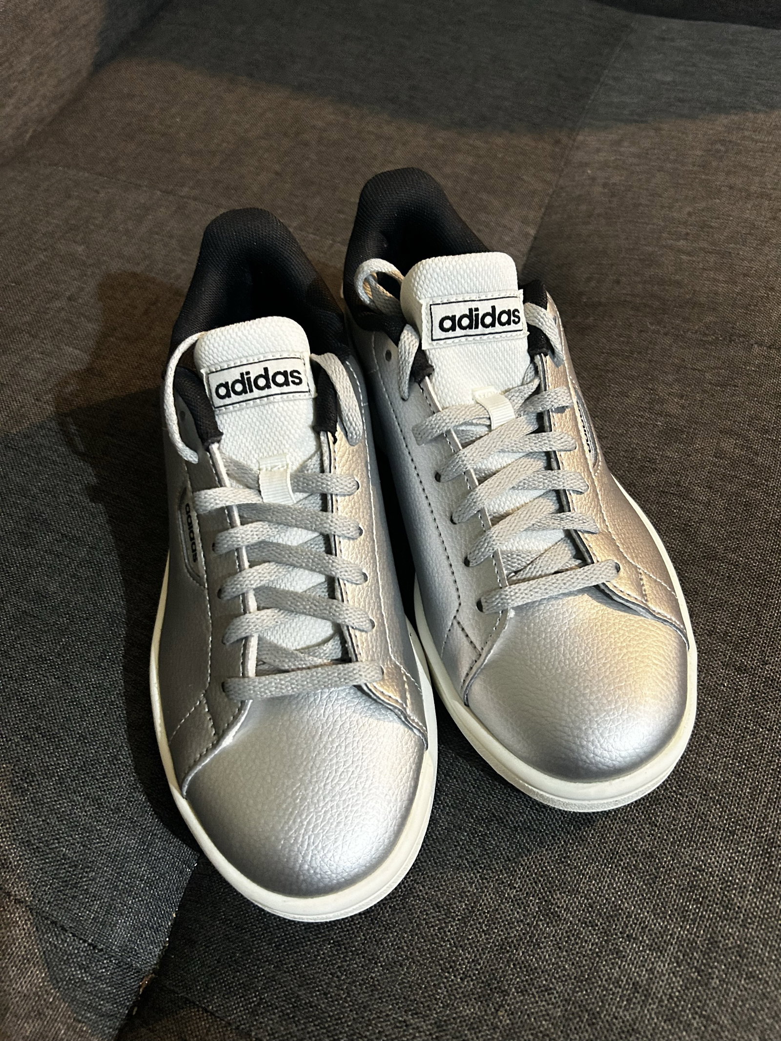 Tenis Adidas Urban Court Originales Nuevos Talla 36