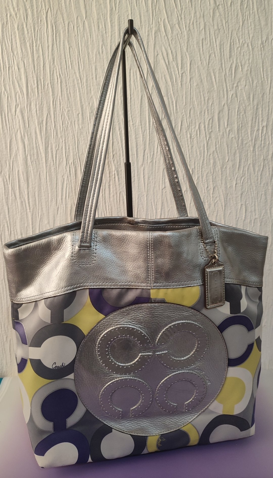 Bolsa Coach Plata Morada en Buen Estado