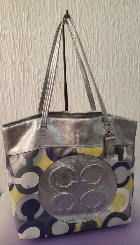 Bolsa Coach Plata Morada en Buen Estado
