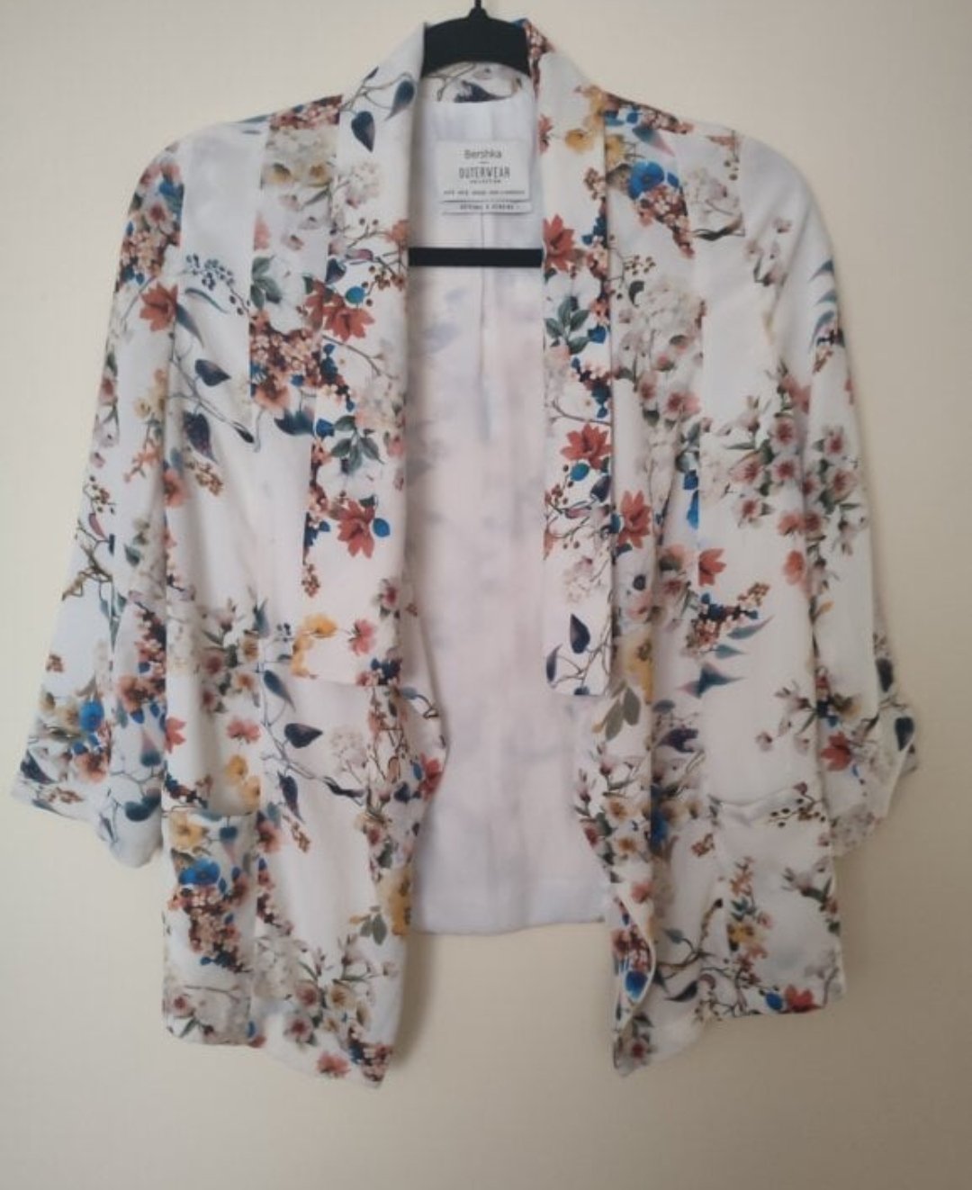 Blazer Floral Bershka Talla S Ligero