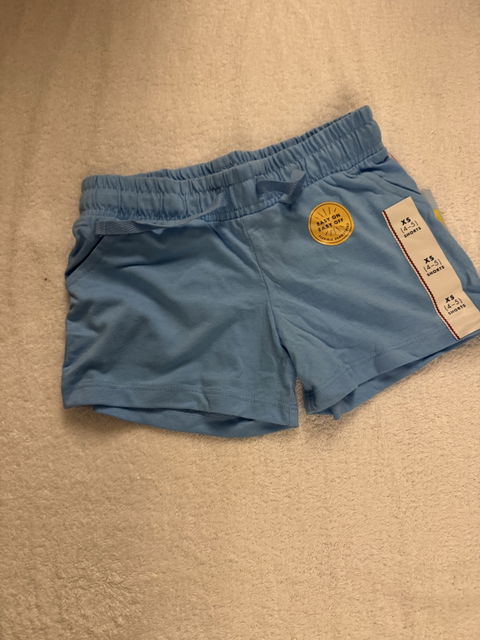 Short de niño azul Cat & Jack talla 4 años nuevo con etiqueta