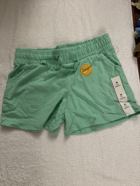 Short de niño color menta marca Cat & Jack talla 8 años nuevo
