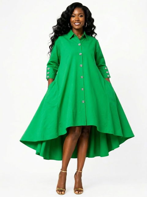 Vestido verde largo con botones y corte asimétrico