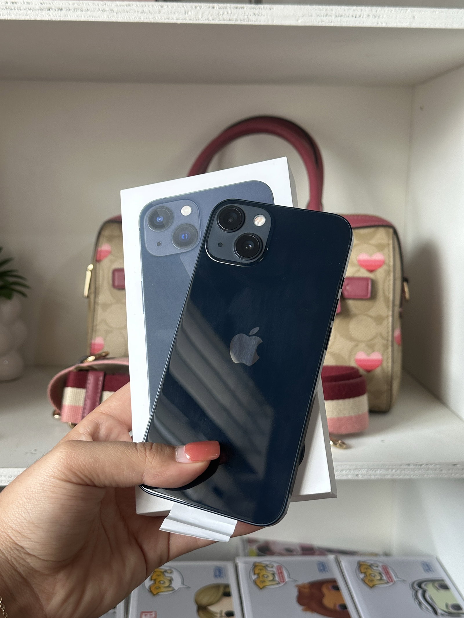 iPhone 13 Azul Oscuro NUEVO con Caja y Accesorios