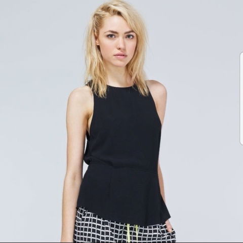 Blusa negra Wilfred for Aritzia