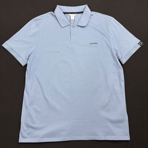 Camisa tipo Polo Calvin Klein talla L
