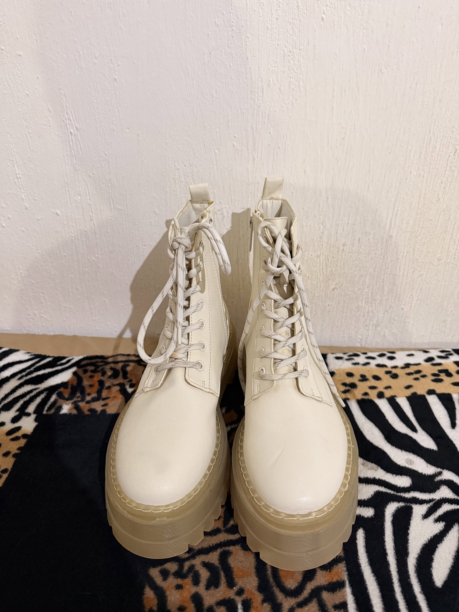 Botas Blancas Bershka Talla 39