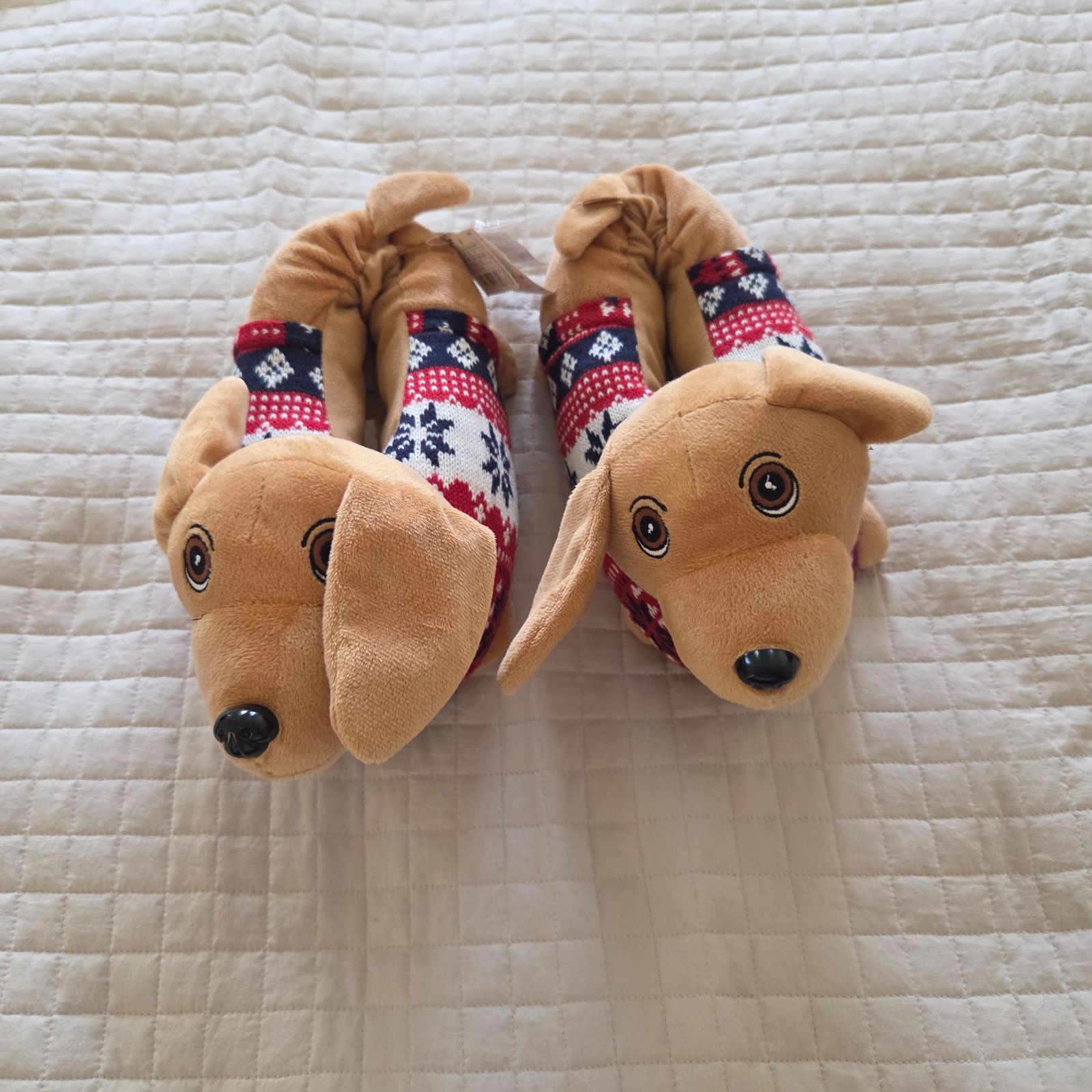 Pantuflas nuevas de perrito