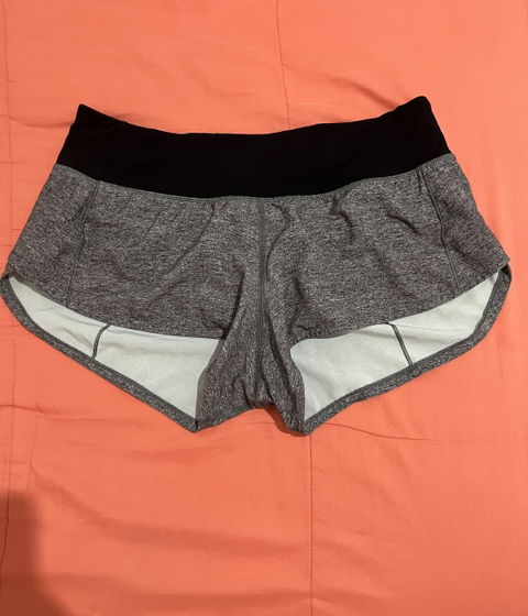 Short lululemon gris