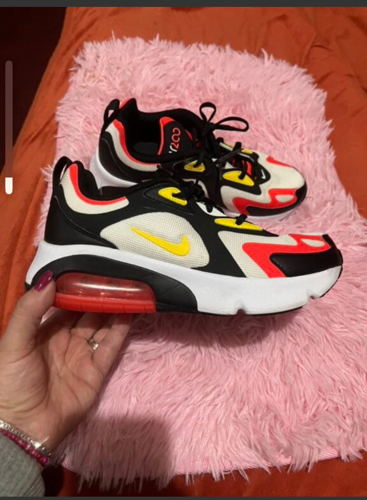 Tenis Nike Air Max 270 en Buen Estado - Talla 5.5Y